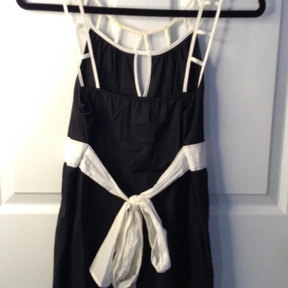 VTG XXI M cotton keyhole lined boho resort wear Y2K vintage inspired black/white